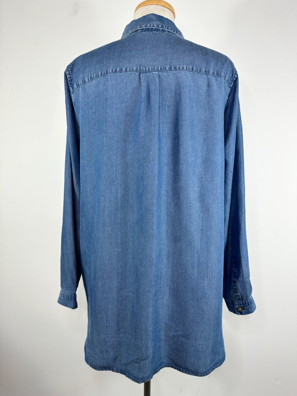 J. Jill Denim Chambray V-Neck Long Sleeve Blouse Size M - Picture 7 of 11